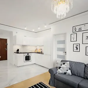  Apartment Grand Theatre Prime