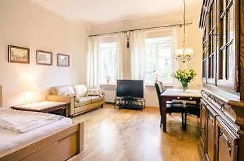 Rycerska - Stone Steps Apartments Warsaw