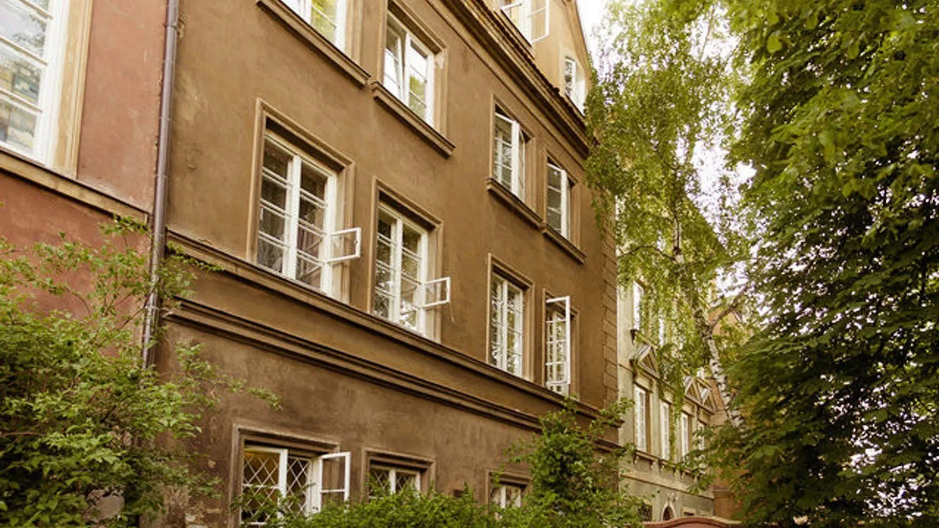 Rycerska - Stone Steps Apartments Warsaw